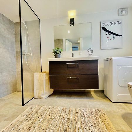 Aday - Charming Studio Close To The Football Stadium 올보르 외부 사진