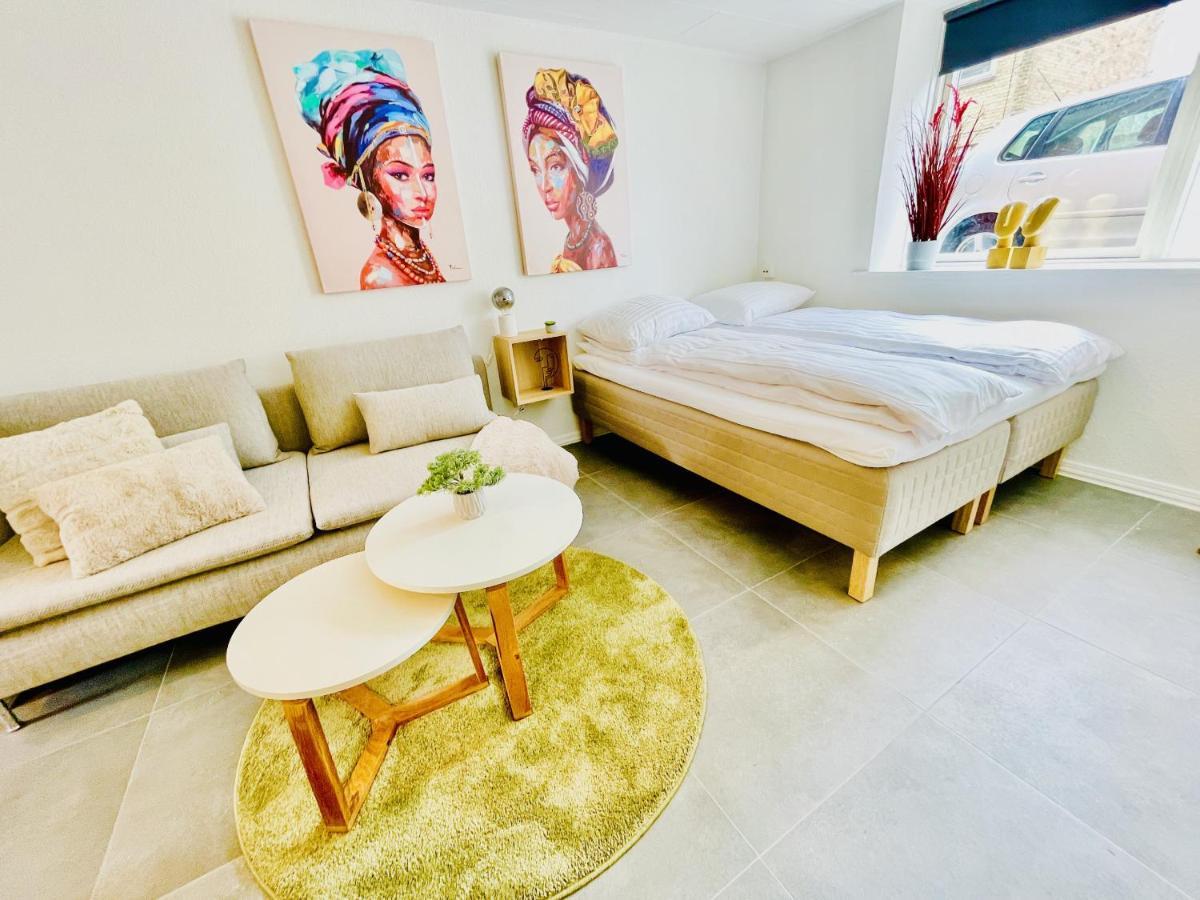 Aday - Charming Studio Close To The Football Stadium 올보르 외부 사진