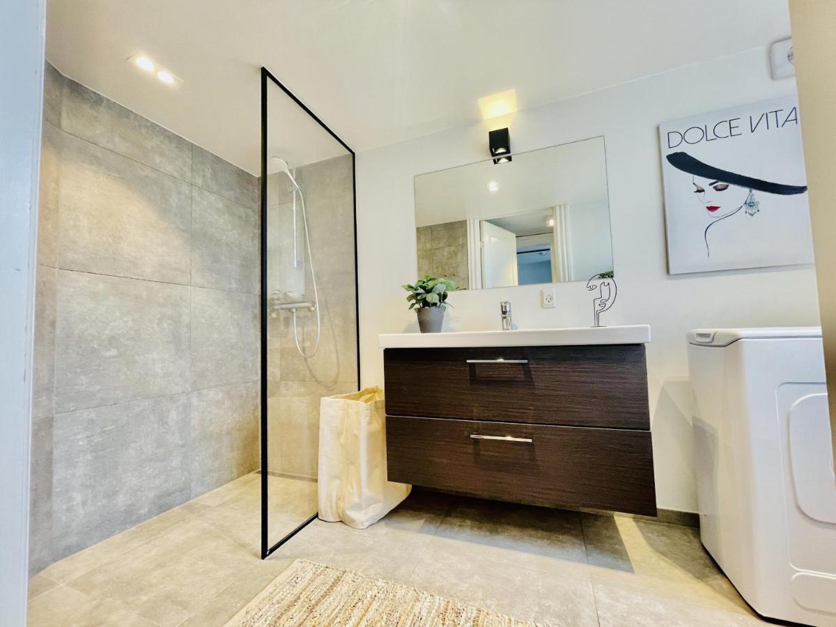 Aday - Charming Studio Close To The Football Stadium 올보르 외부 사진