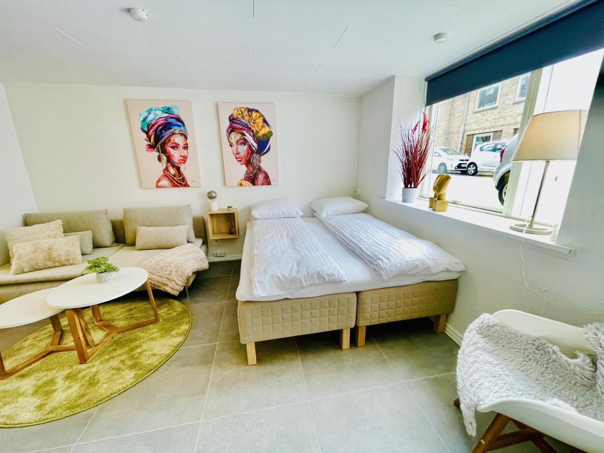 Aday - Charming Studio Close To The Football Stadium 올보르 외부 사진