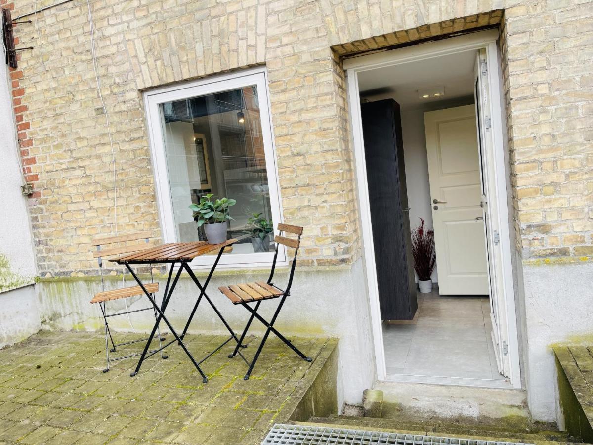 Aday - Charming Studio Close To The Football Stadium 올보르 외부 사진